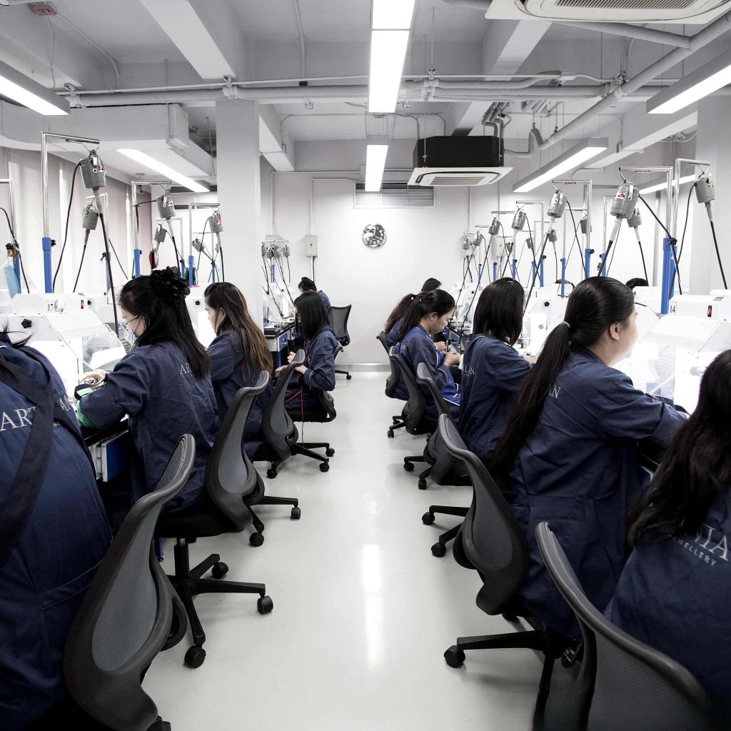 Artinian Manufacturing Credo 9